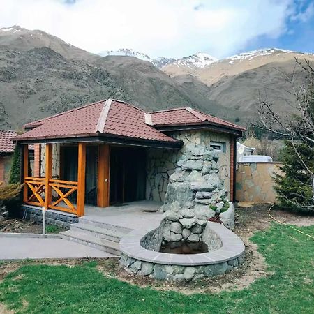 Vardisubani Villa Казбеги Екстериор снимка