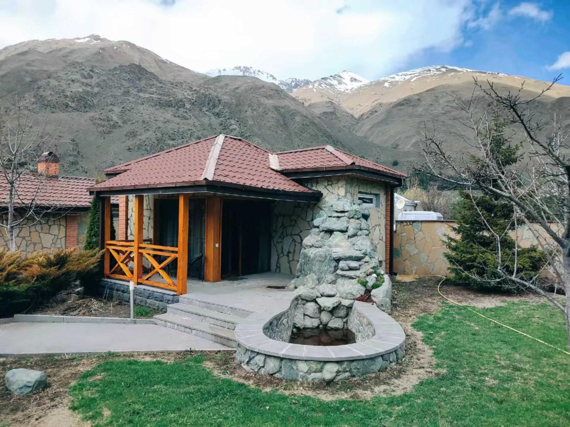 Vardisubani Villa Казбеги Екстериор снимка