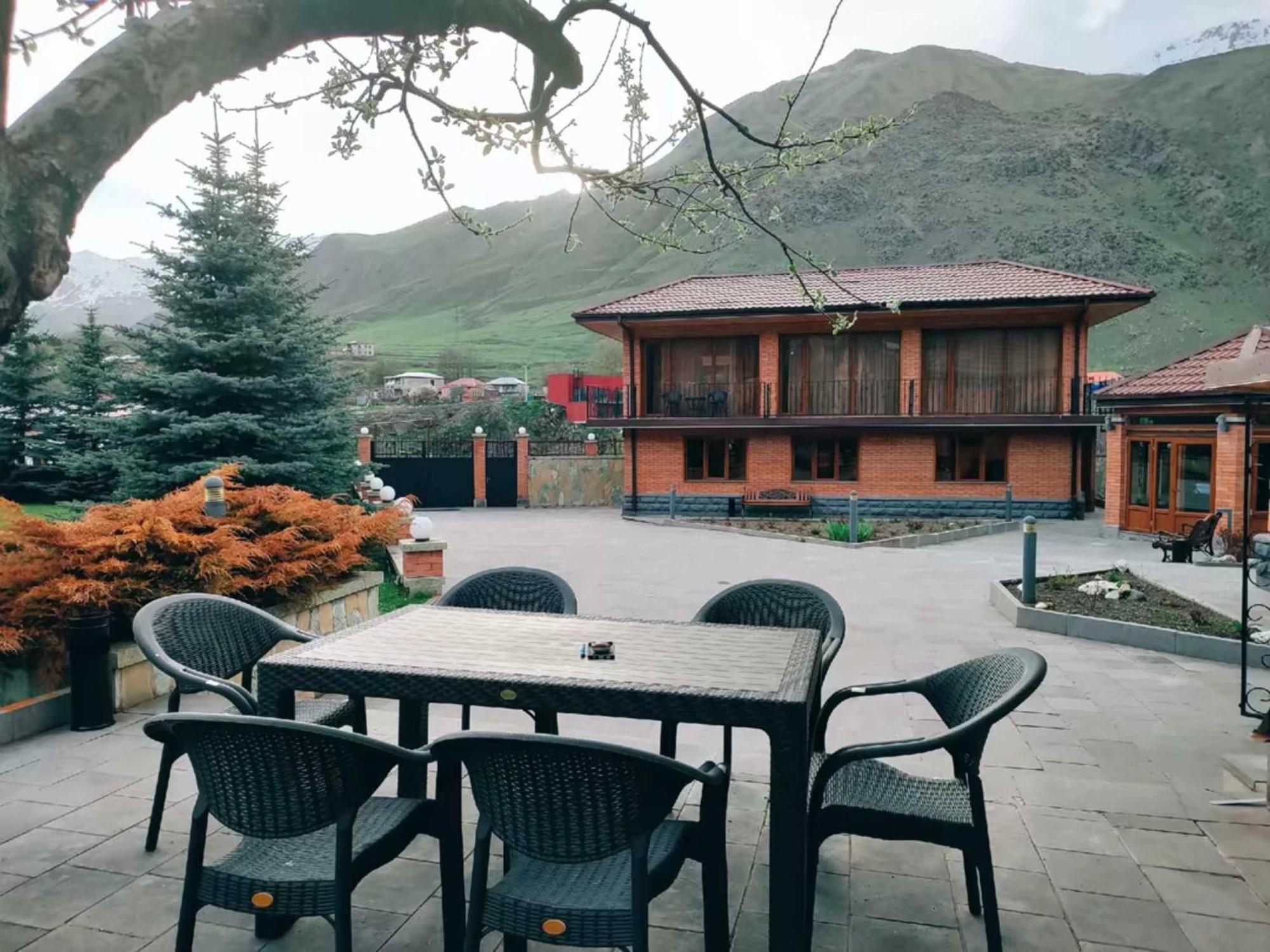 Vardisubani Villa Казбеги Екстериор снимка