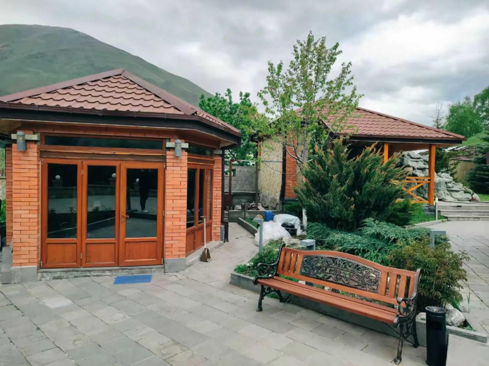 Vardisubani Villa Казбеги Екстериор снимка