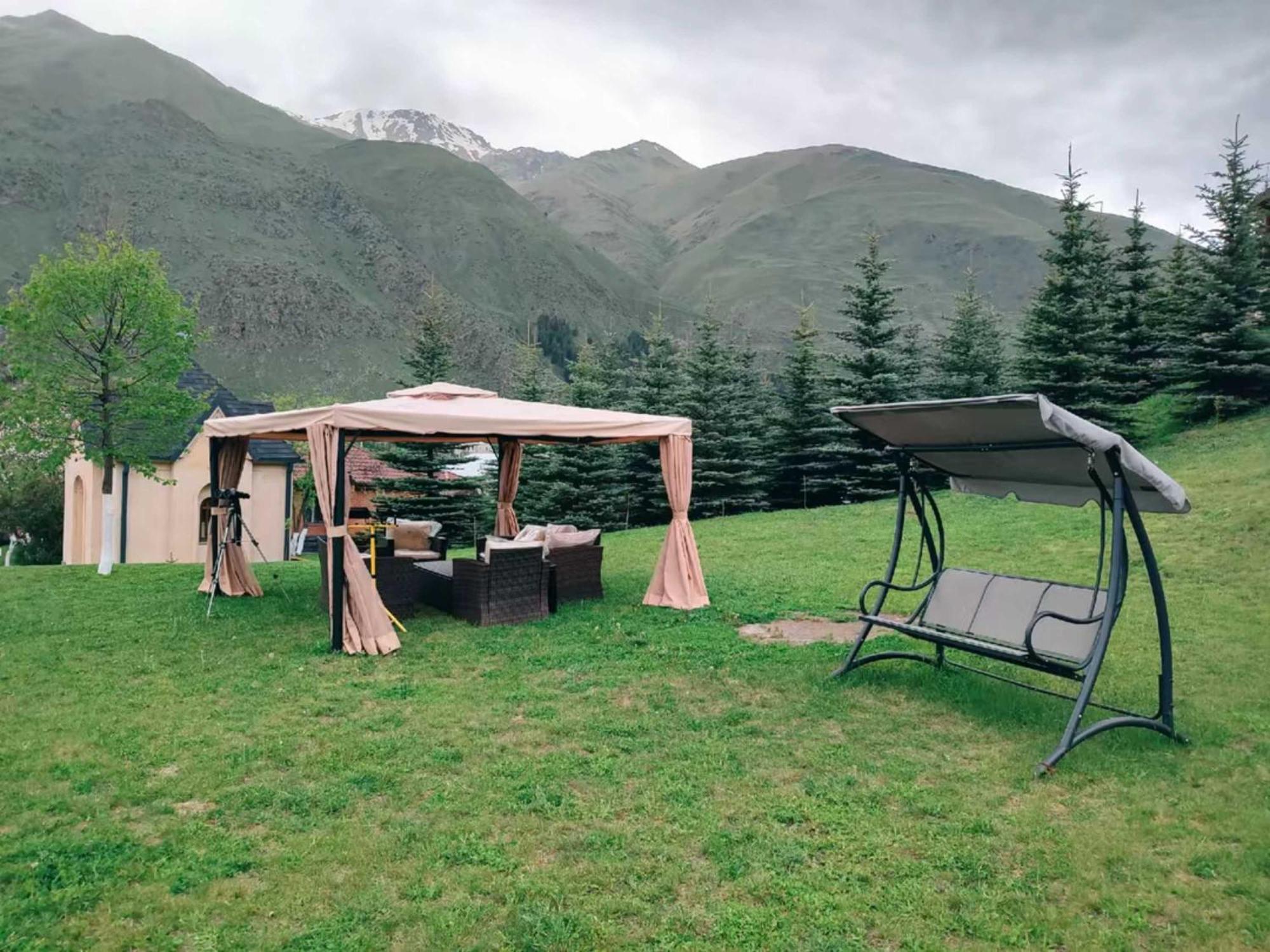 Vardisubani Villa Казбеги Екстериор снимка