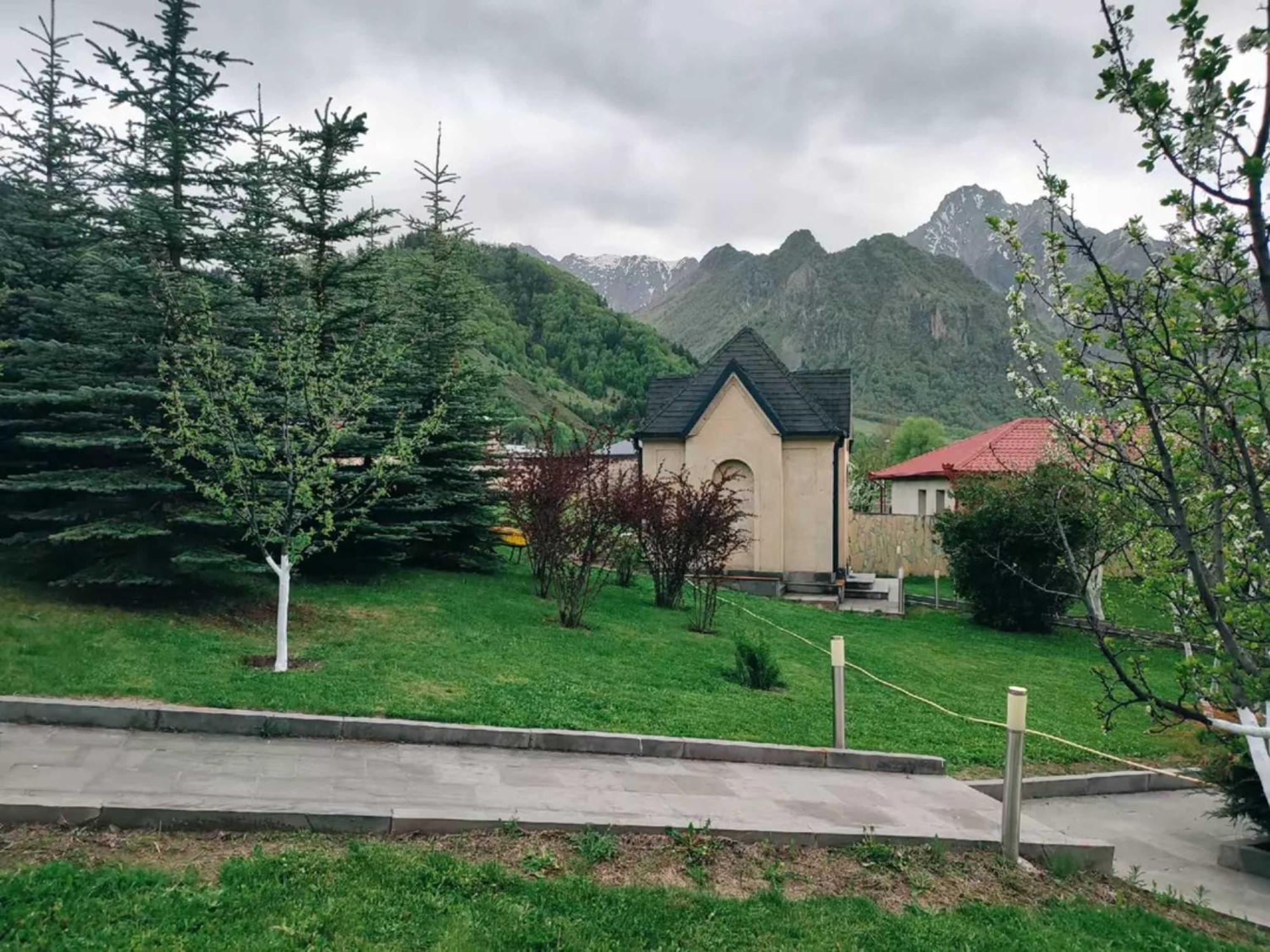 Vardisubani Villa Казбеги Екстериор снимка